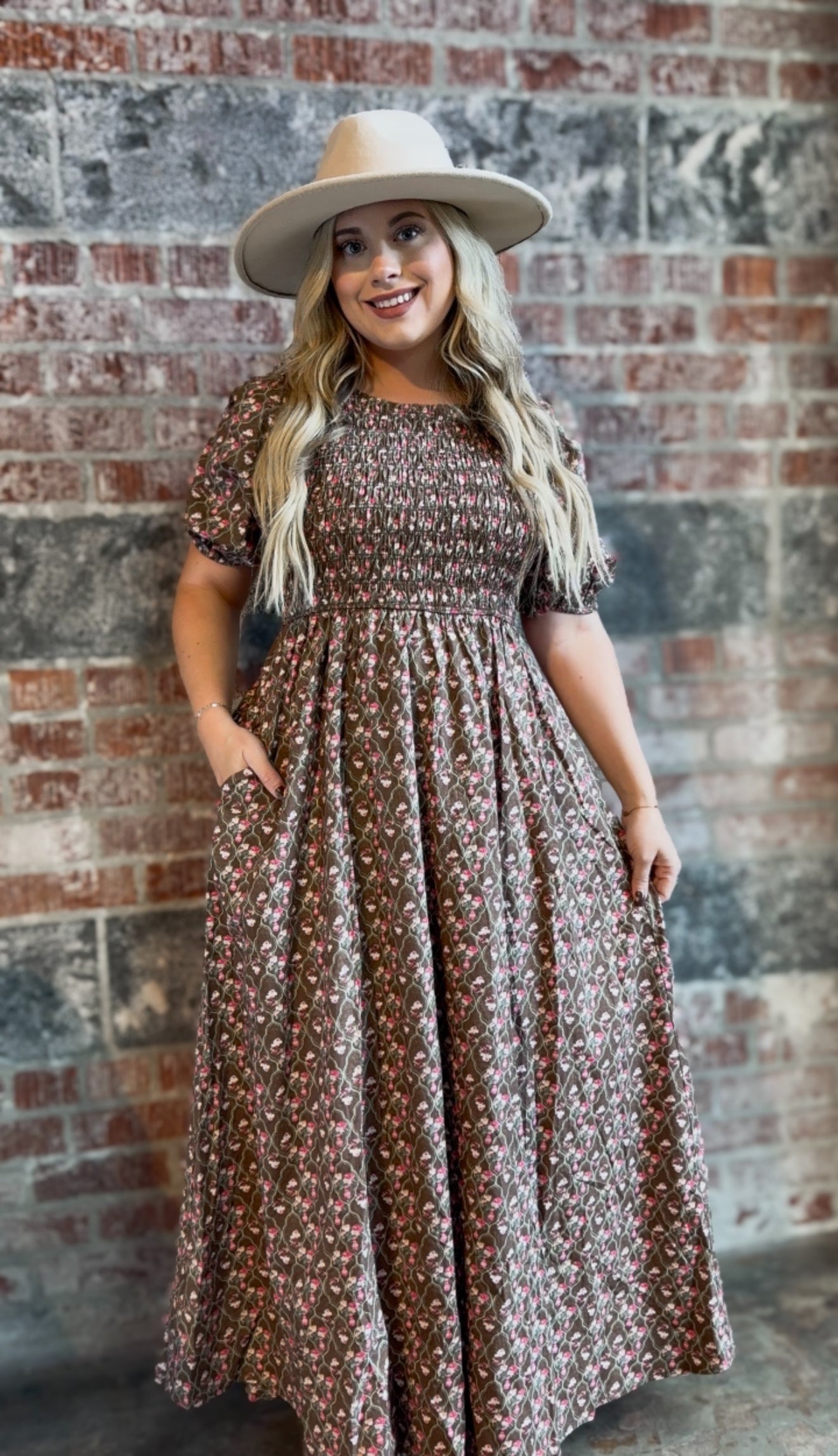 knee length dresses for ladies Indie Flair Maxi Dress main image 1