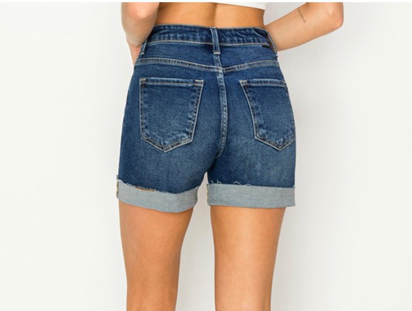 HR Risen Cuffed Shorts-Dark