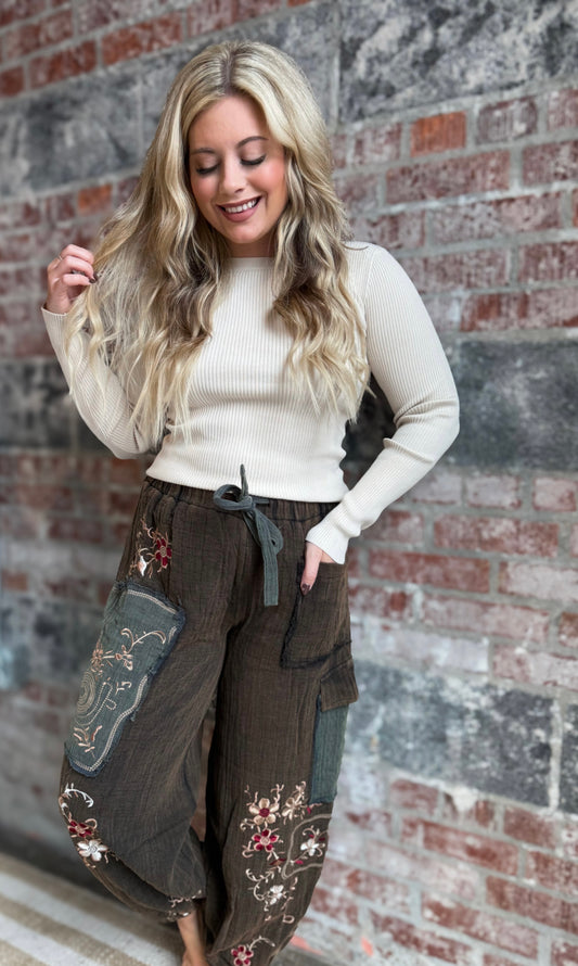 Black Flower Detail Pants