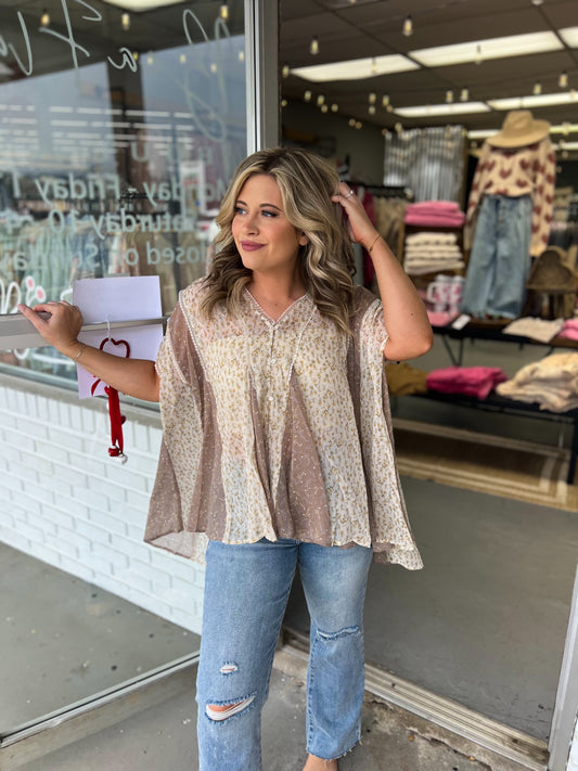 Cream mocha FLWR top