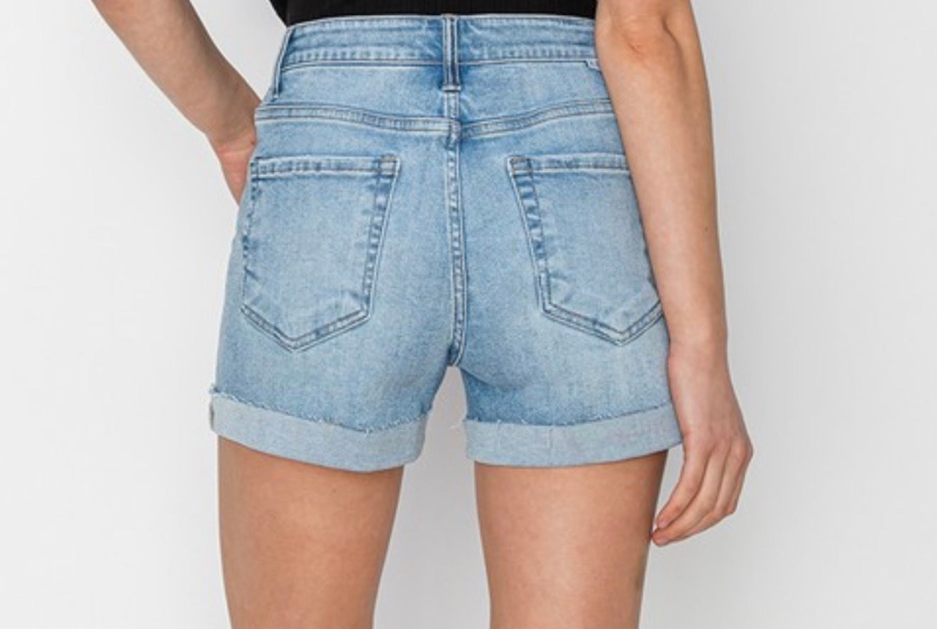 HR Risen Cuffed Shorts-Light
